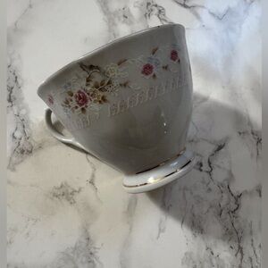 Vintage Porcelain tea cup , Excellent condition . Fine China